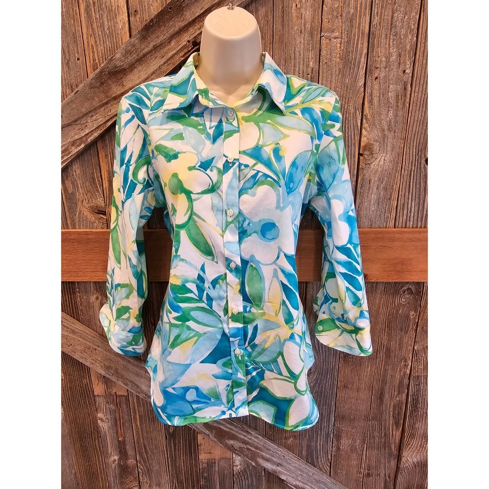 Chaps size medium 3/4 sleeve floral no iron button up Career Casual EUC